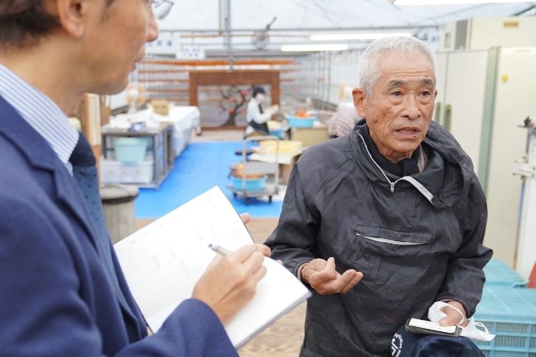 香春町の生産者のさんの作った蜜たっぷりの干し柿